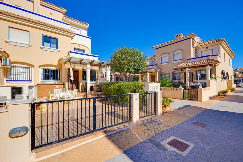 Venta de casa en Orihuela Costa