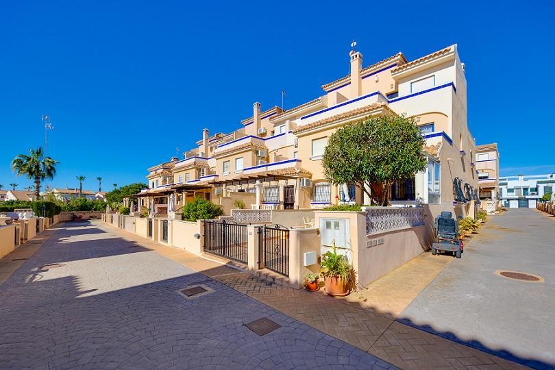 Venta de casa en Orihuela Costa