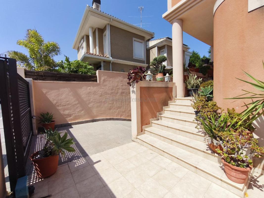 Venta de villa en Alicante