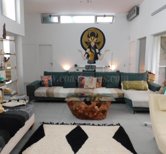 For sale of villa in Alicante