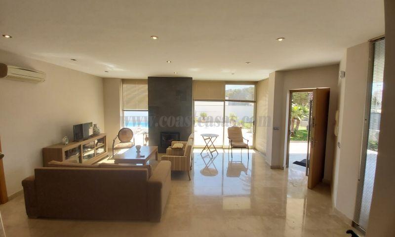 For sale of villa in Orihuela Costa