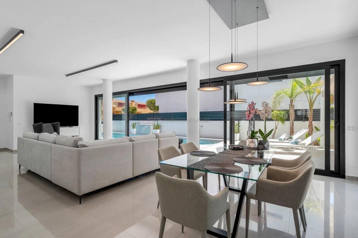 Venta de casas en Guardamar del Segura