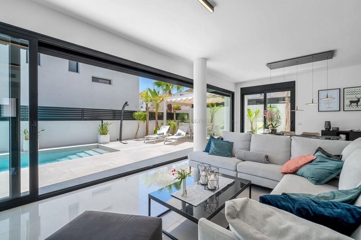 Venta de casas en Guardamar del Segura