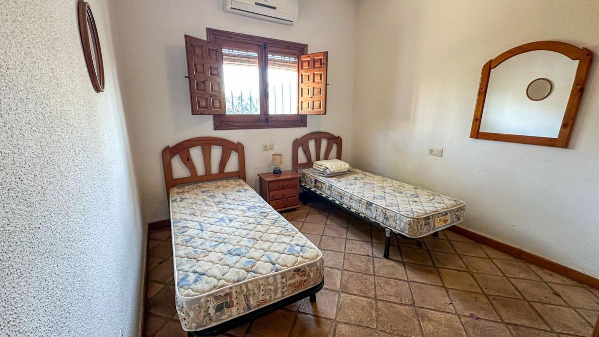 Venta de villa en Orihuela