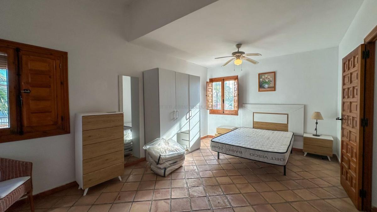 Venta de villa en Orihuela