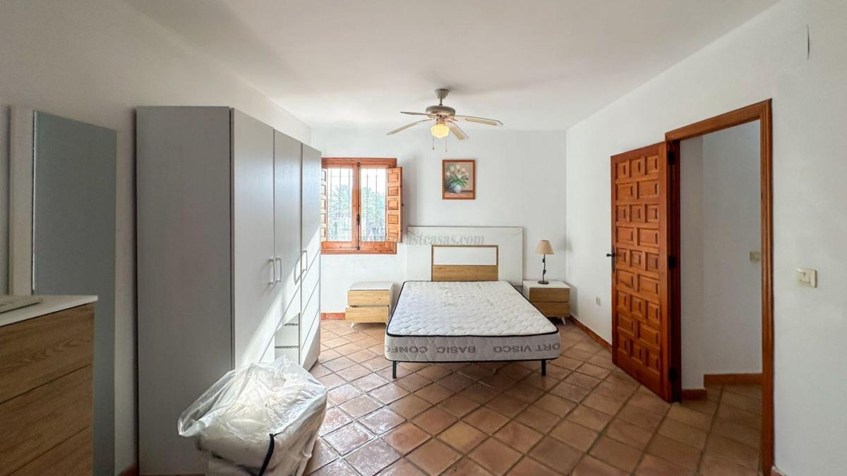 Venta de villa en Orihuela