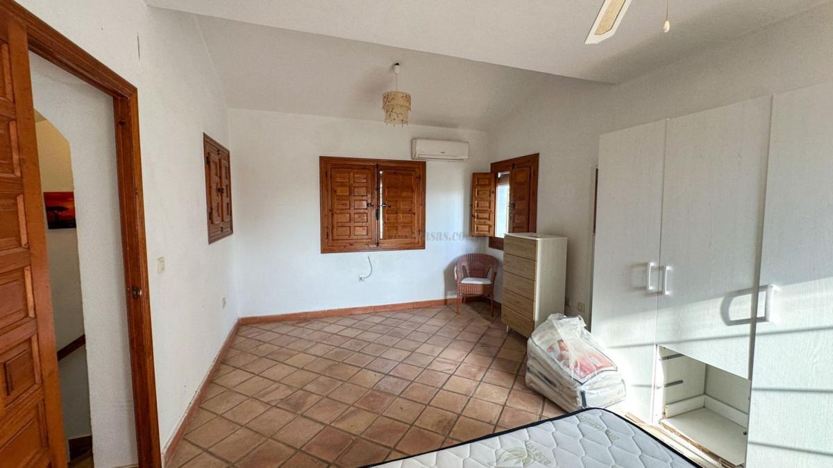 Venta de villa en Orihuela