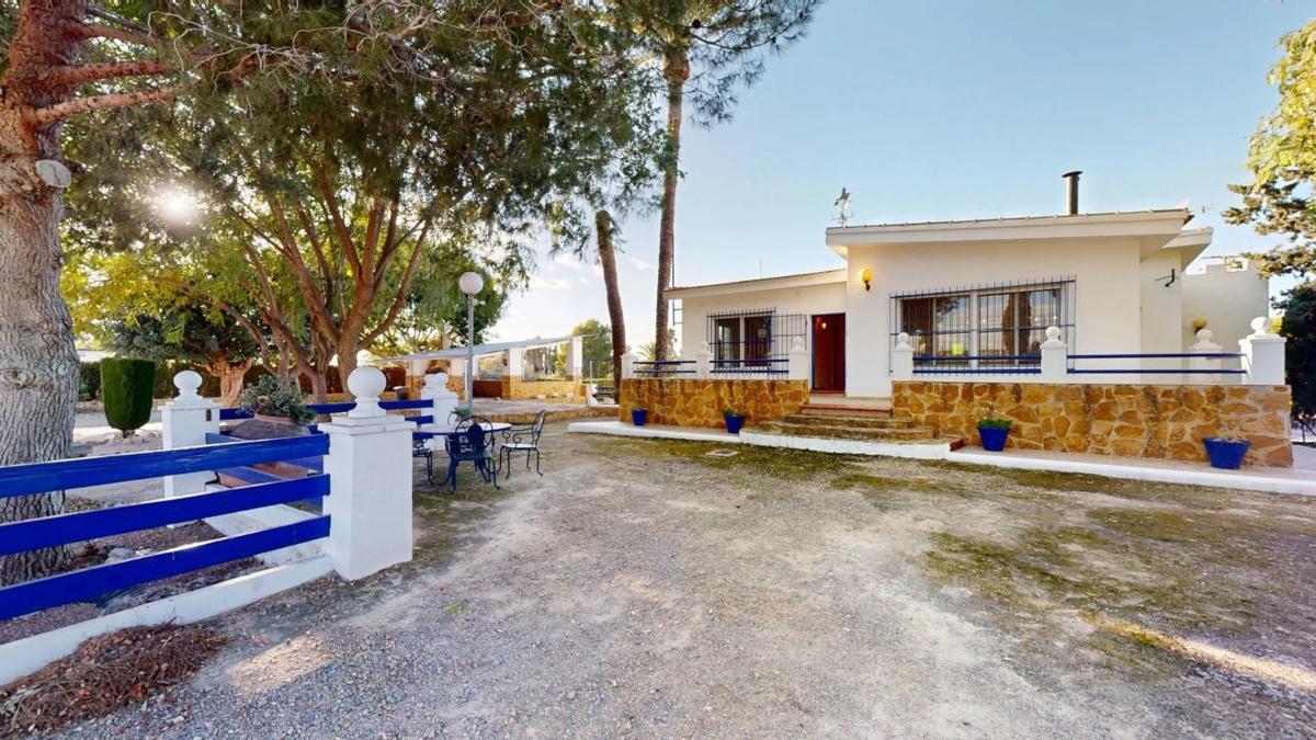 Venta de villa en Orihuela