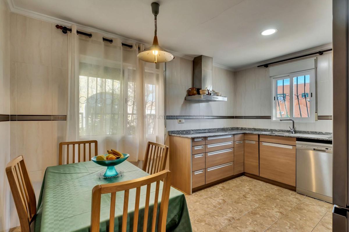 Venta de villa en Els Poblets