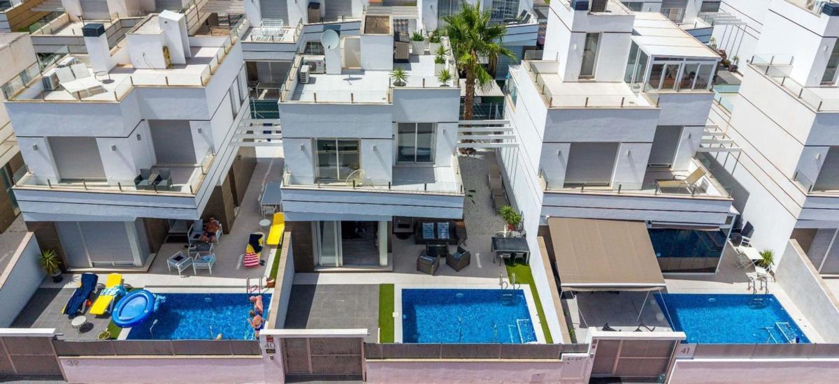 Venta de villa en Rojales