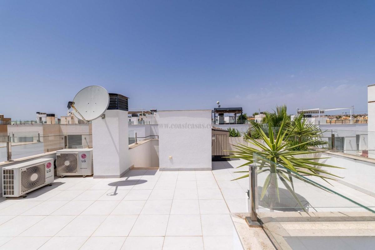 Venta de villa en Rojales