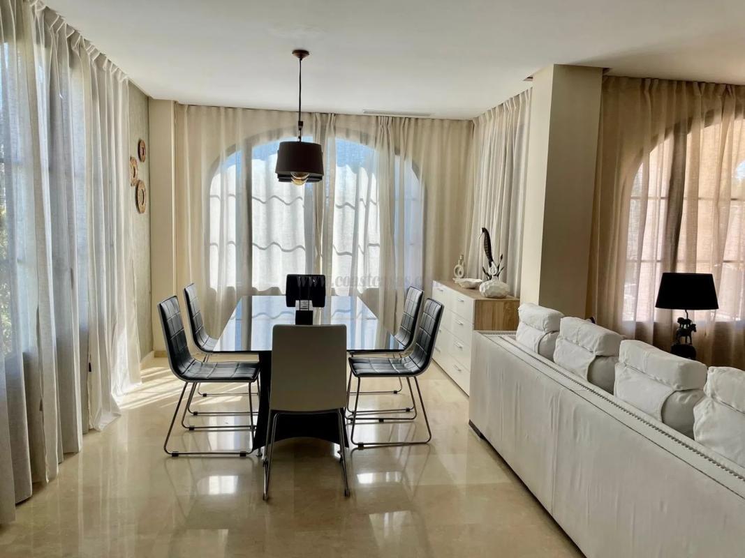 Venta de villa en Finestrat