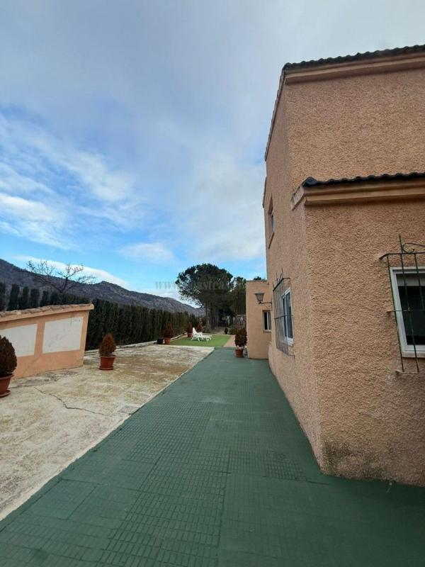 Venta de villa en Salinas