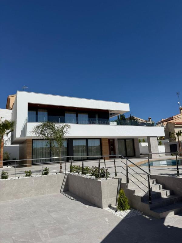 Venta de casas en Rojales