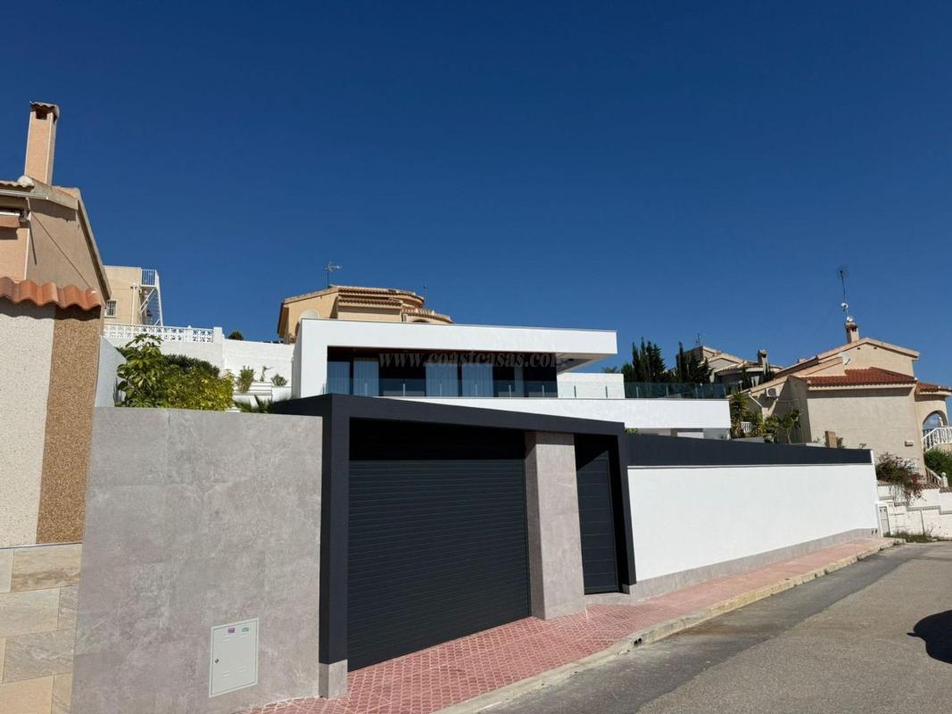 Venta de casas en Rojales