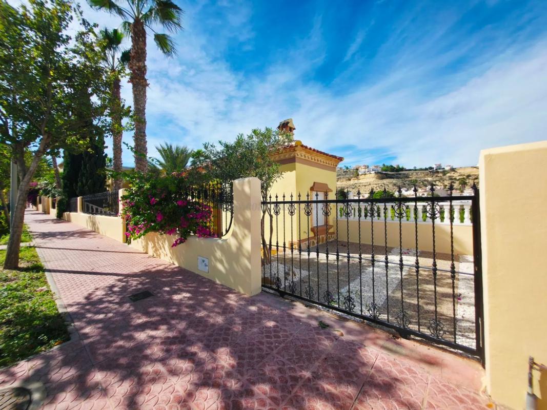Venta de villa en Rojales