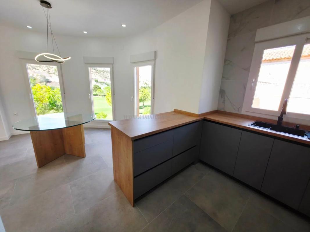 Venta de villa en Rojales