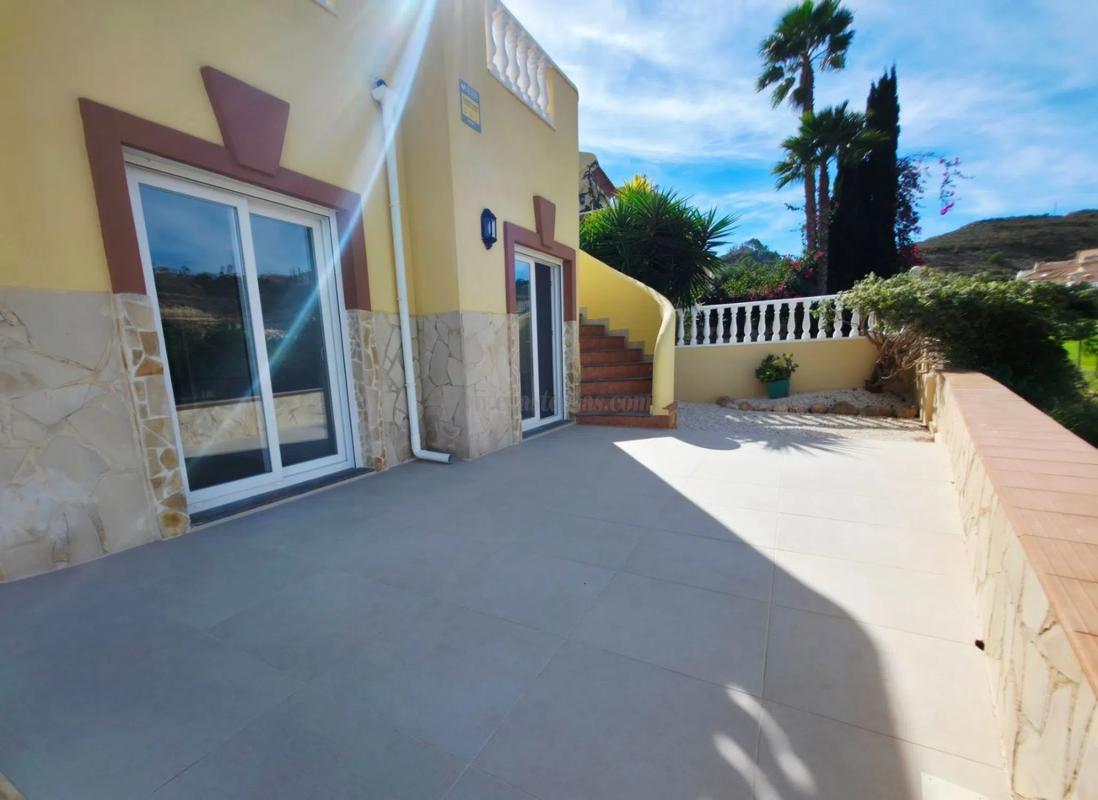 Venta de villa en Rojales