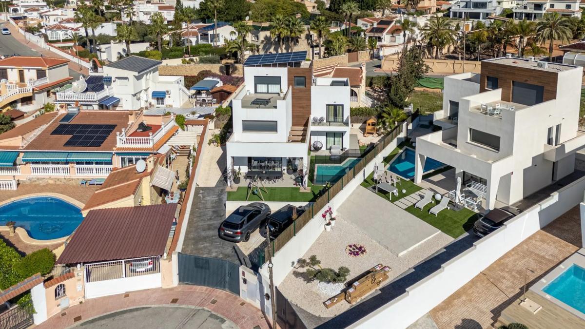 Venta de villa en Rojales
