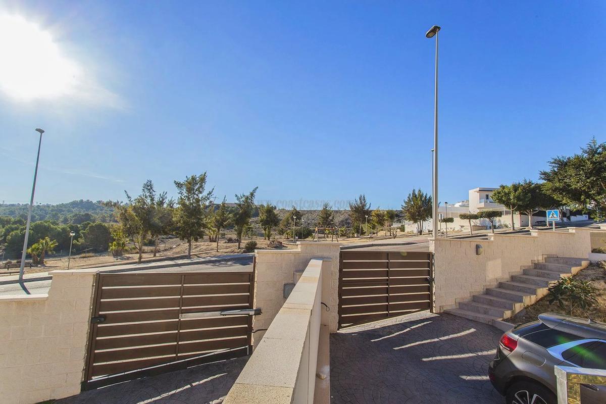 Venta de villa en San Miguel de Salinas