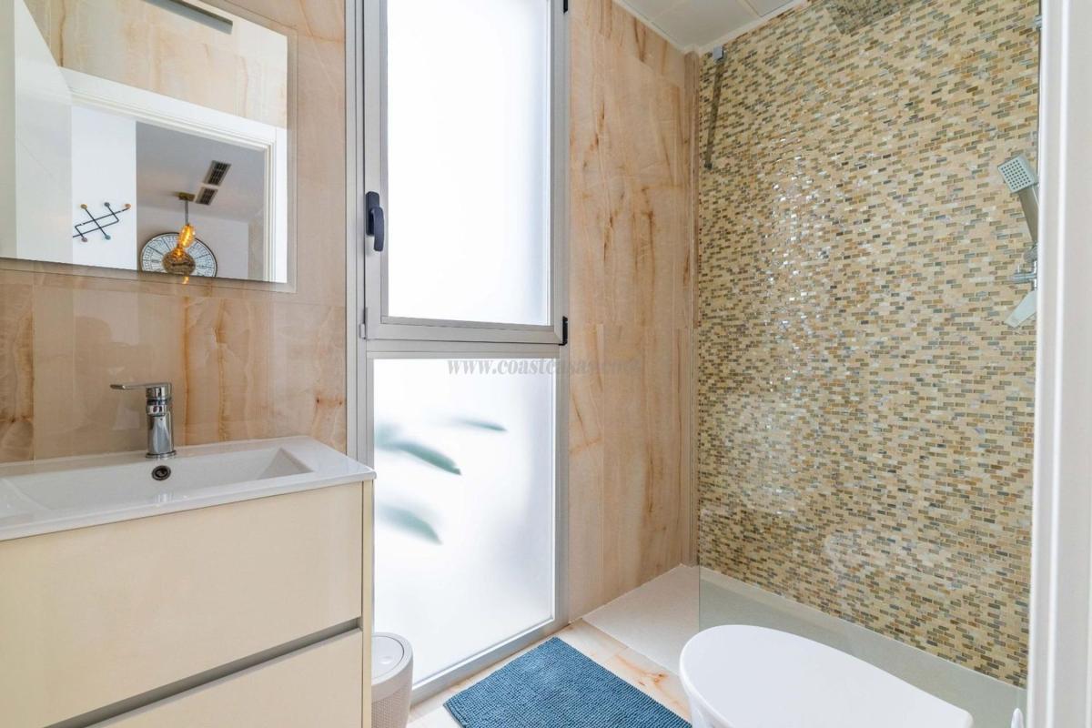 Venta de villa en Rojales
