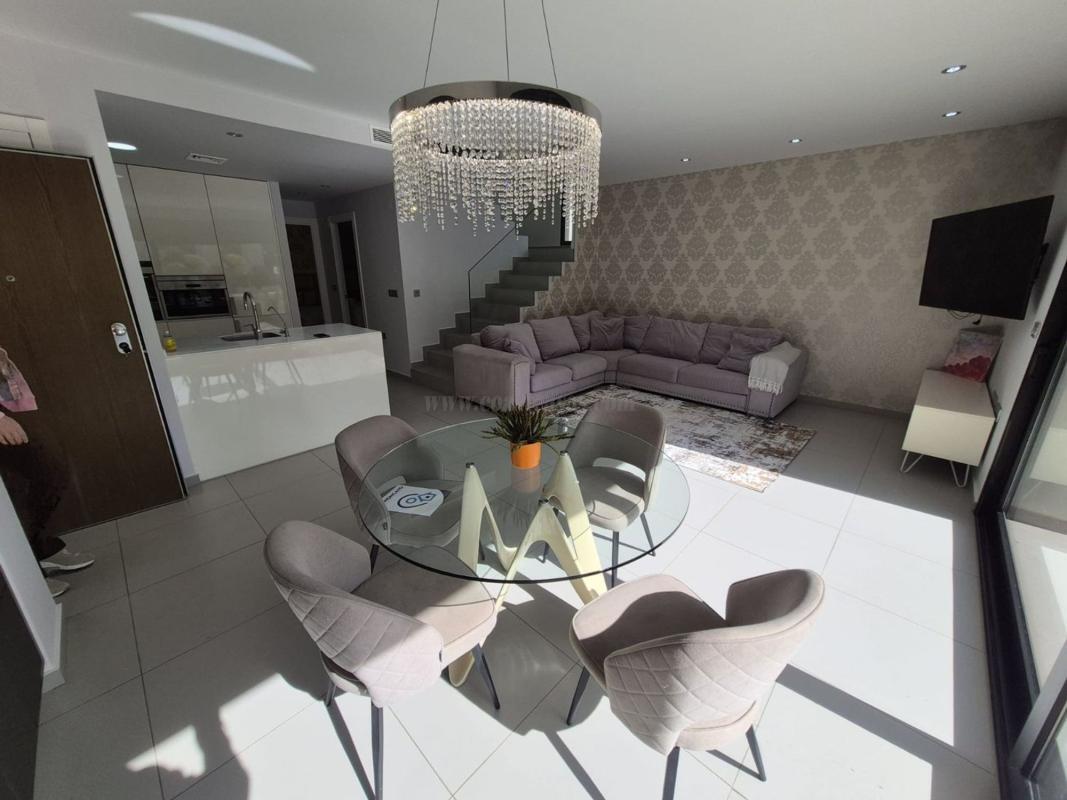 Venta de villa en Rojales