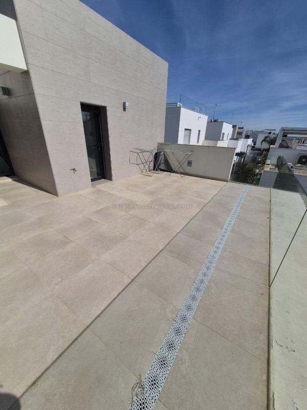 Venta de villa en Rojales
