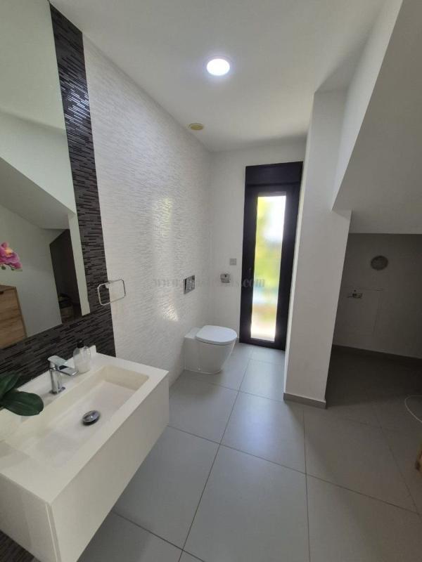 Venta de villa en Rojales