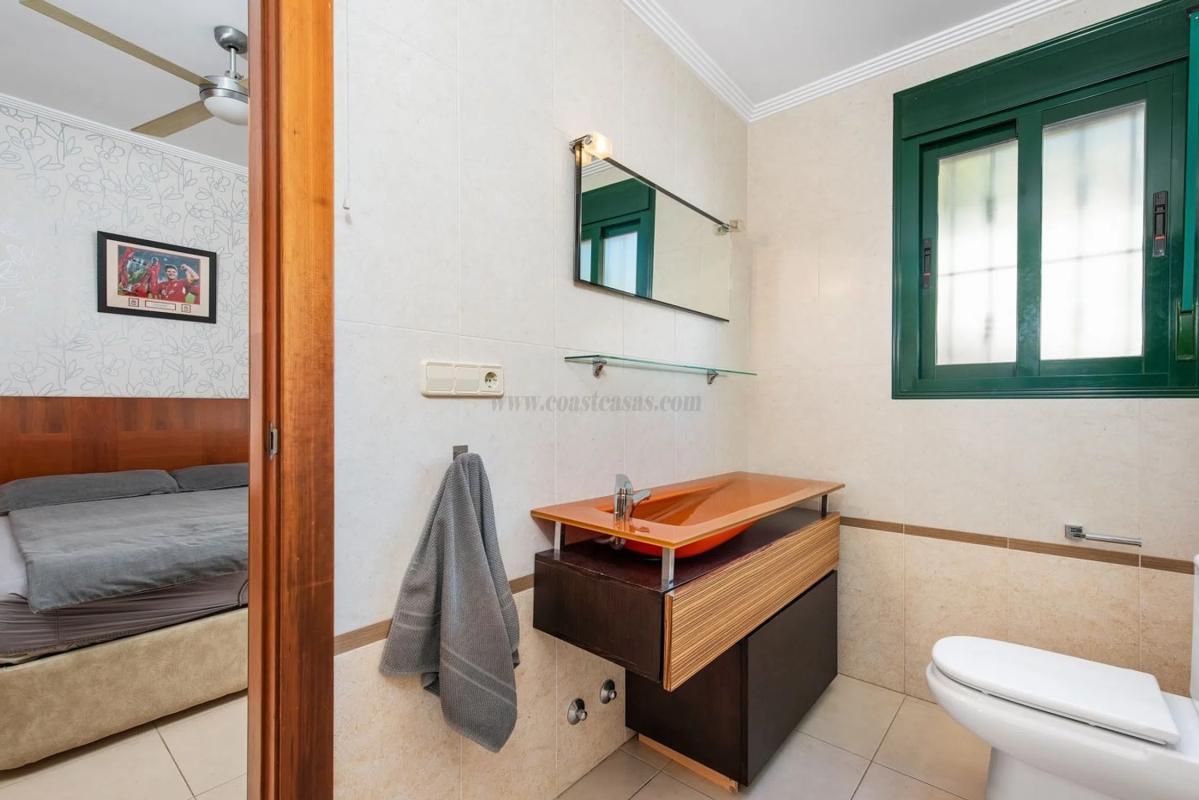 Venta de villa en Rojales