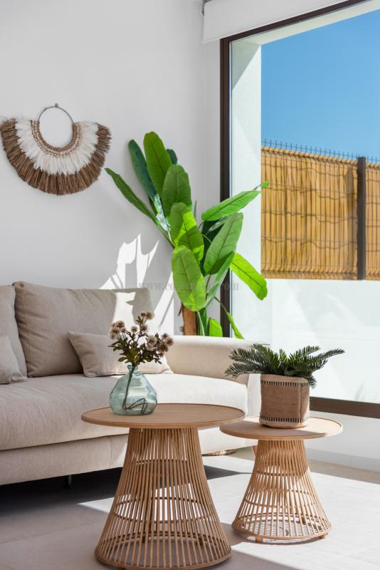 Venta de villa en Los Alcázares