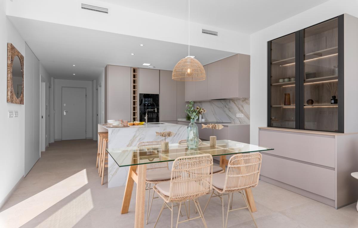 Venta de villa en Los Alcázares