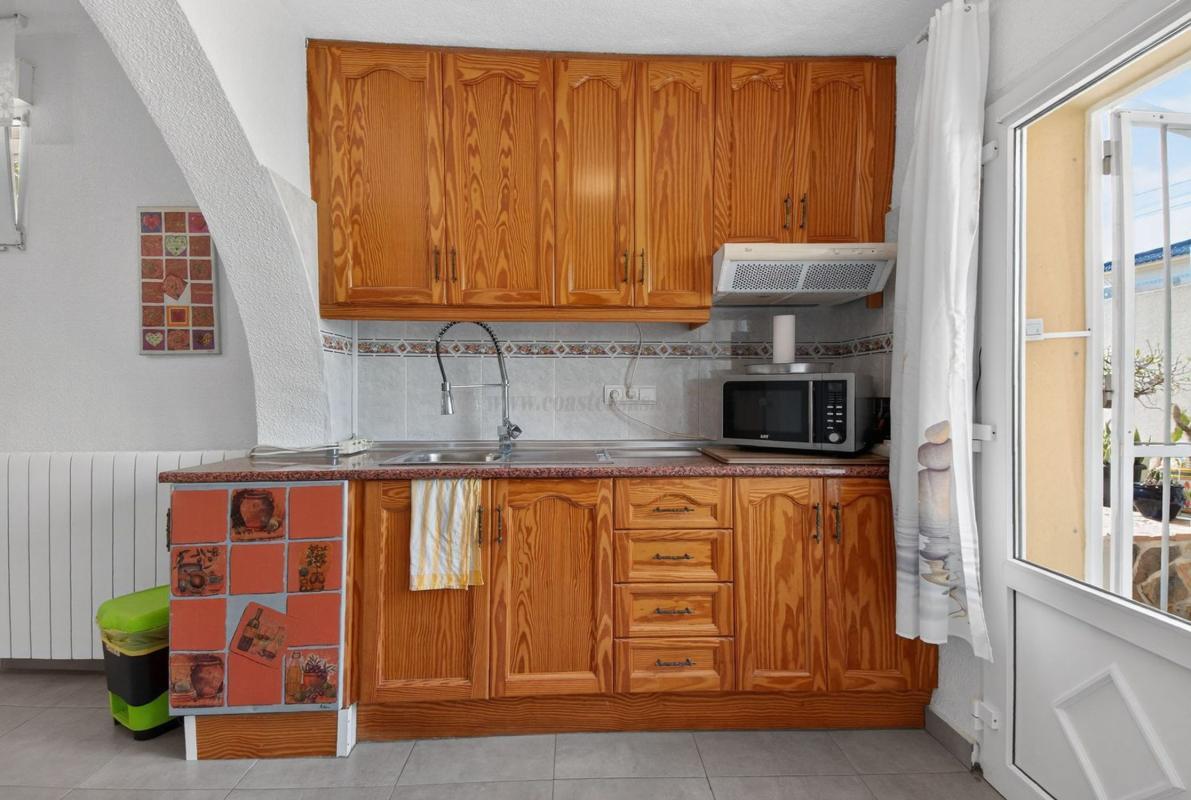Venta de villa en San Miguel de Salinas
