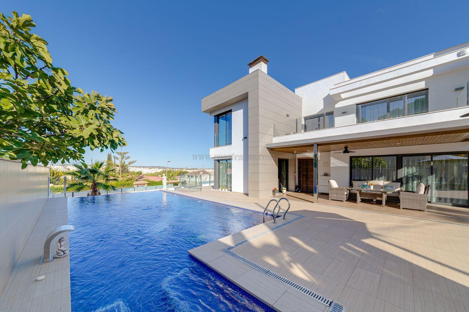 Venta de villa en Torrevieja