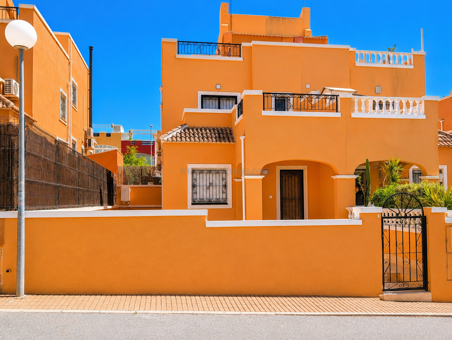 Venta de chalet en Orihuela Costa