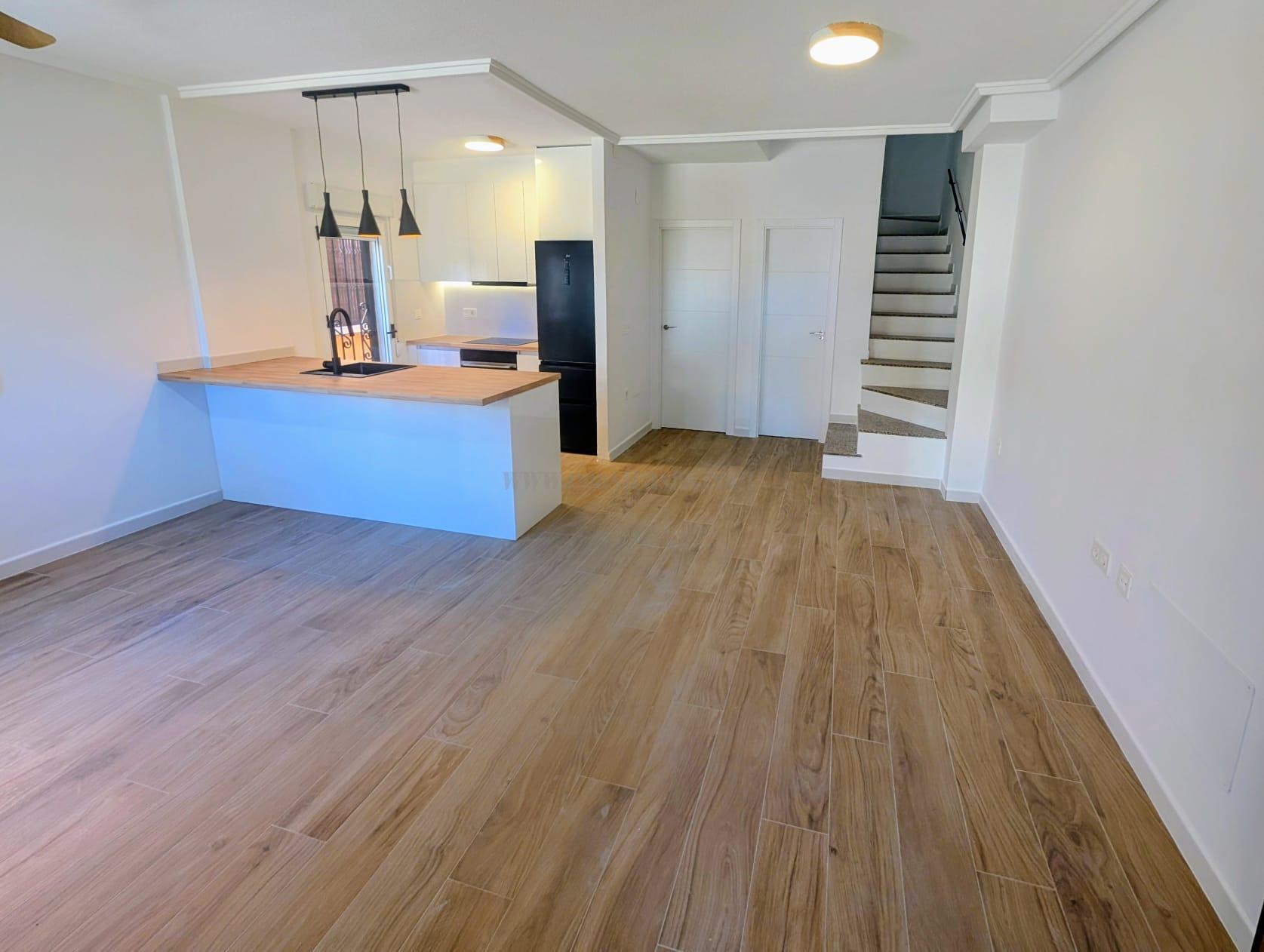 Venta de chalet en Orihuela Costa