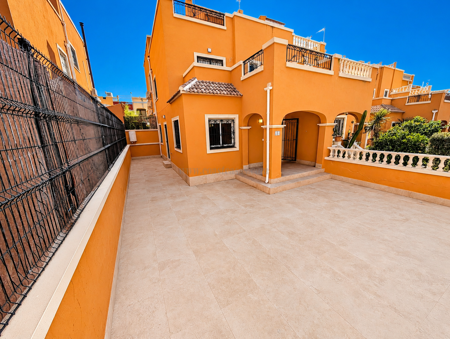 Venta de chalet en Orihuela Costa