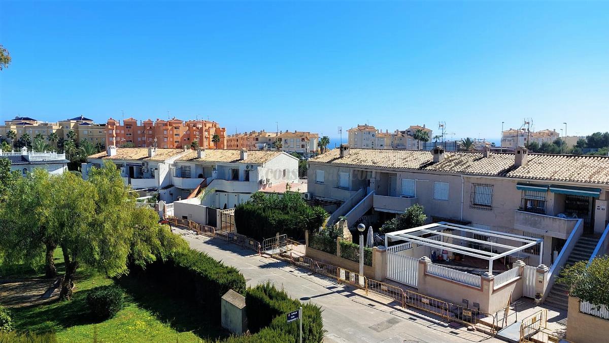 For sale of apartment in Orihuela Costa