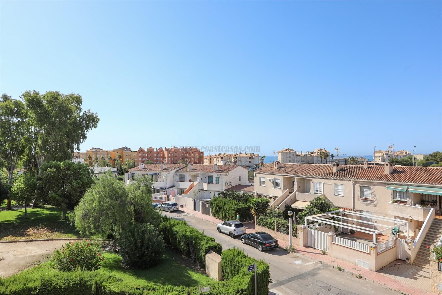 For sale of apartment in Orihuela Costa