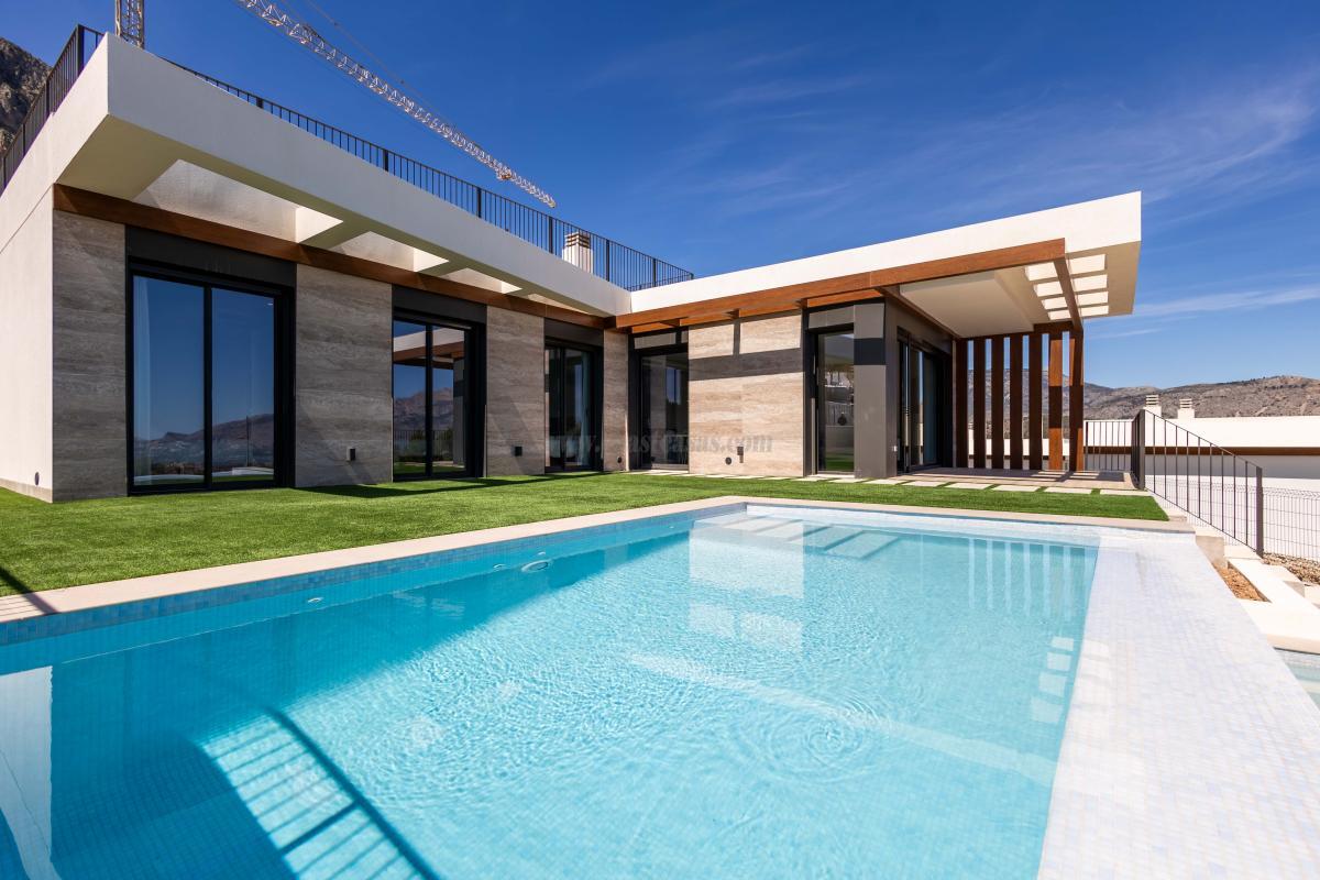 Venta de villa en Polop