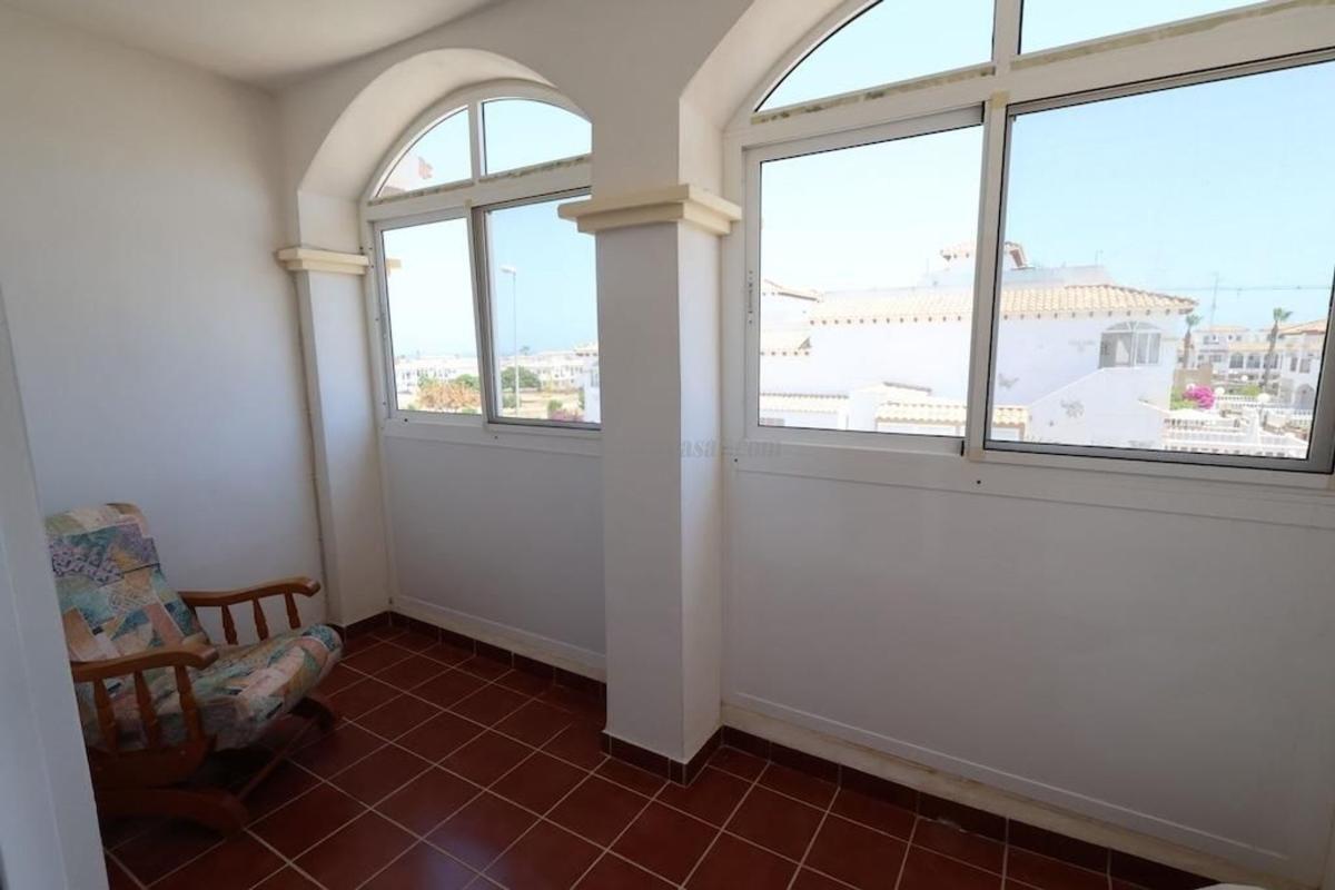 Venta de villa en Orihuela