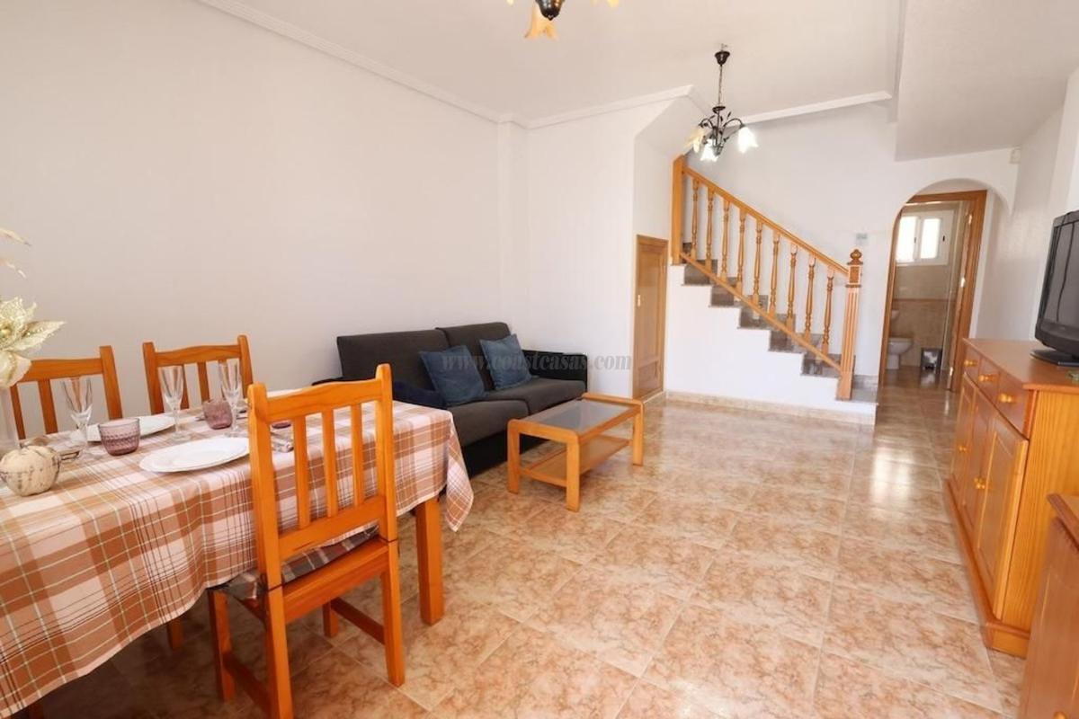 Venta de villa en Orihuela