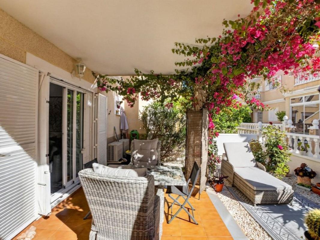Venta de villa en Orihuela