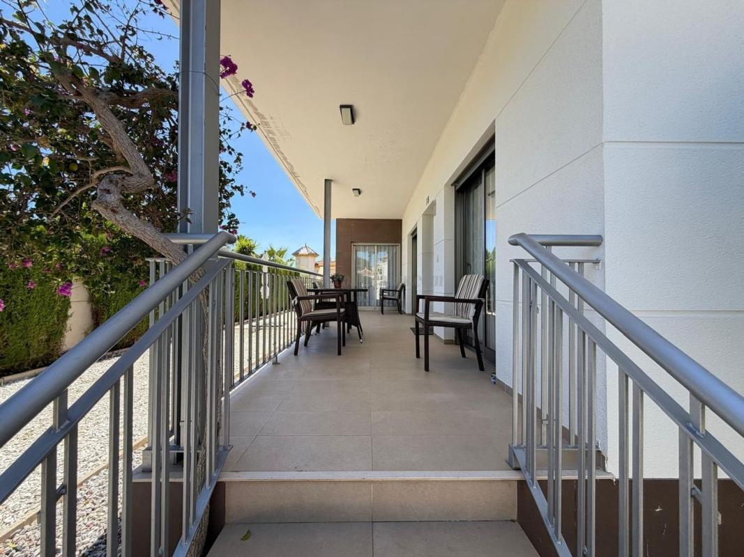 Venta de villa en Rojales