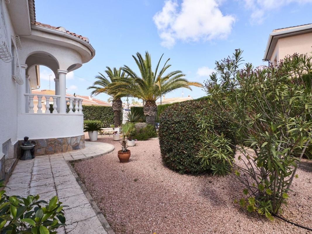 Venta de villa en Rojales