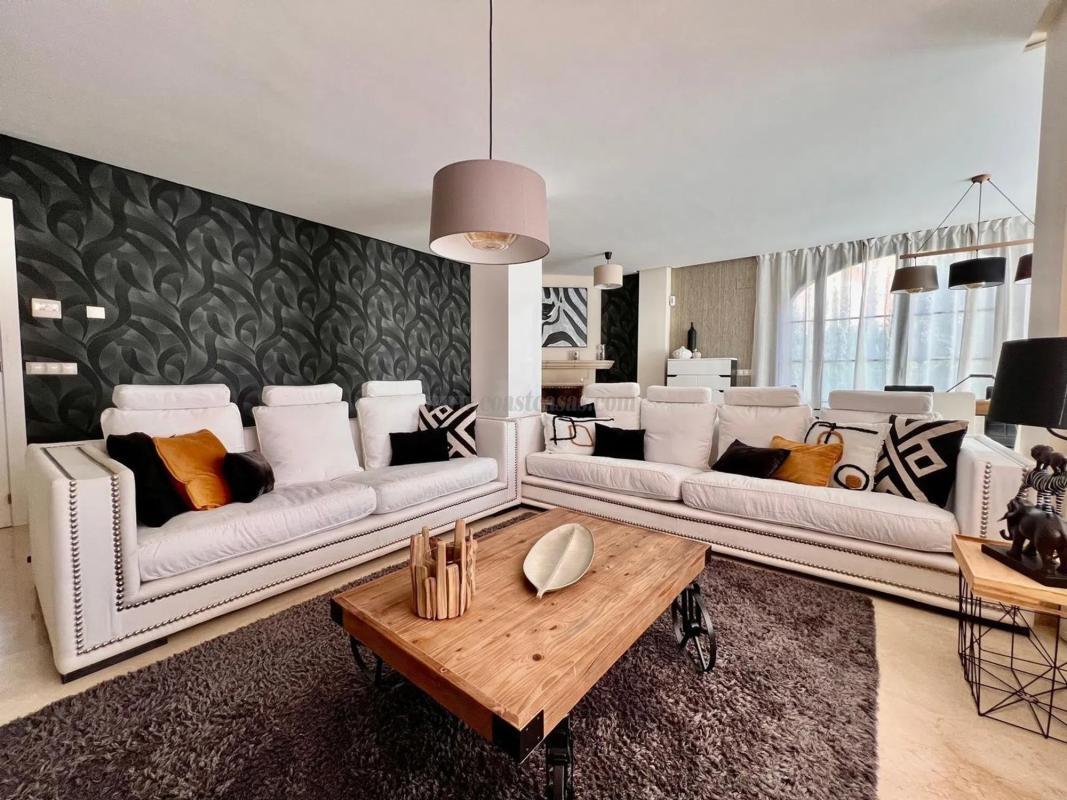 Venta de villa en Finestrat