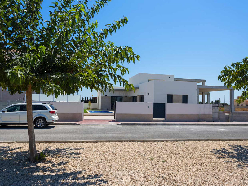 Venta de villa en Daya Nueva