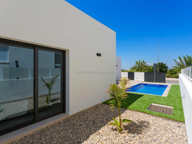 Venta de villa en Daya Nueva