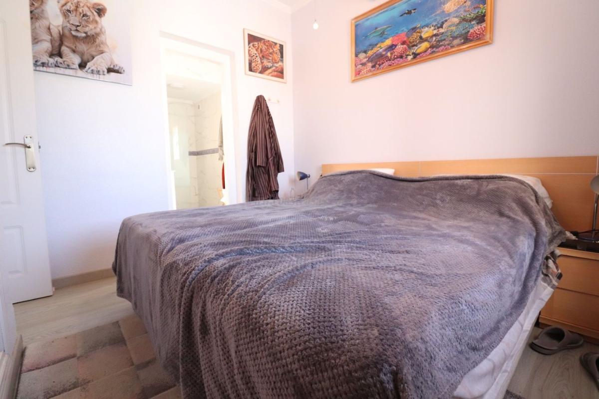 Venta de villa en Rojales