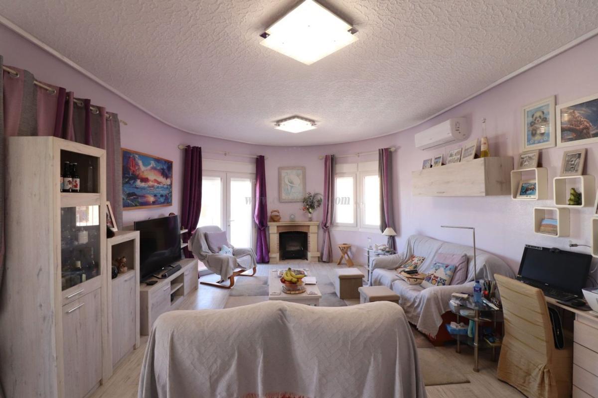 Venta de villa en Rojales