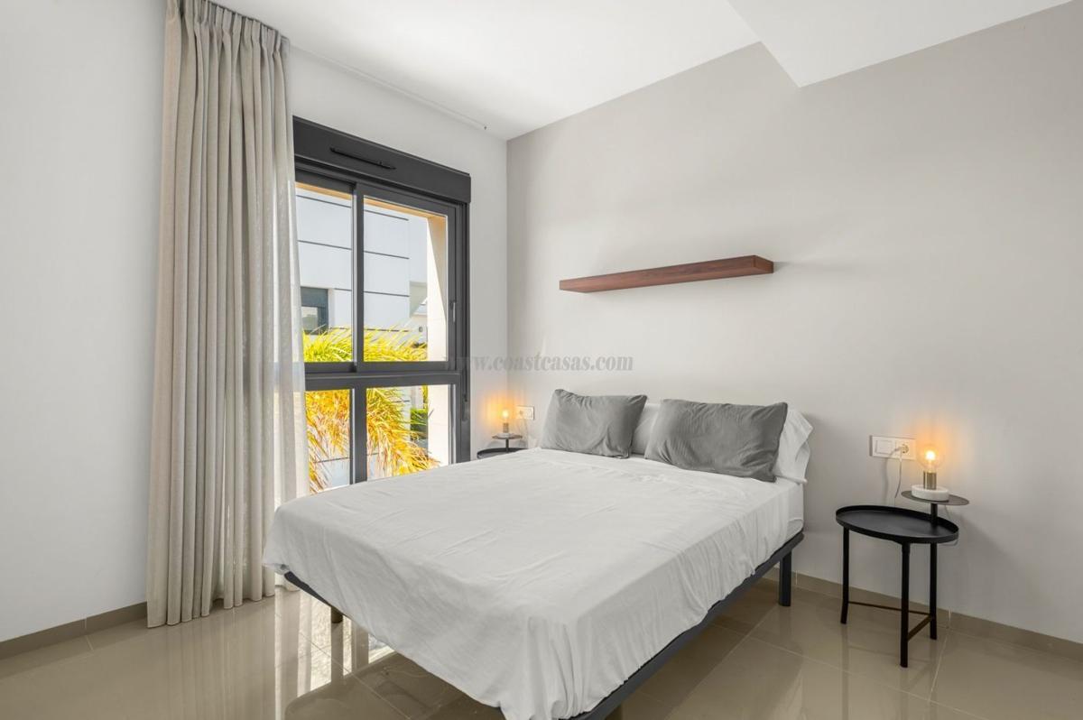 Venta de villa en Rojales